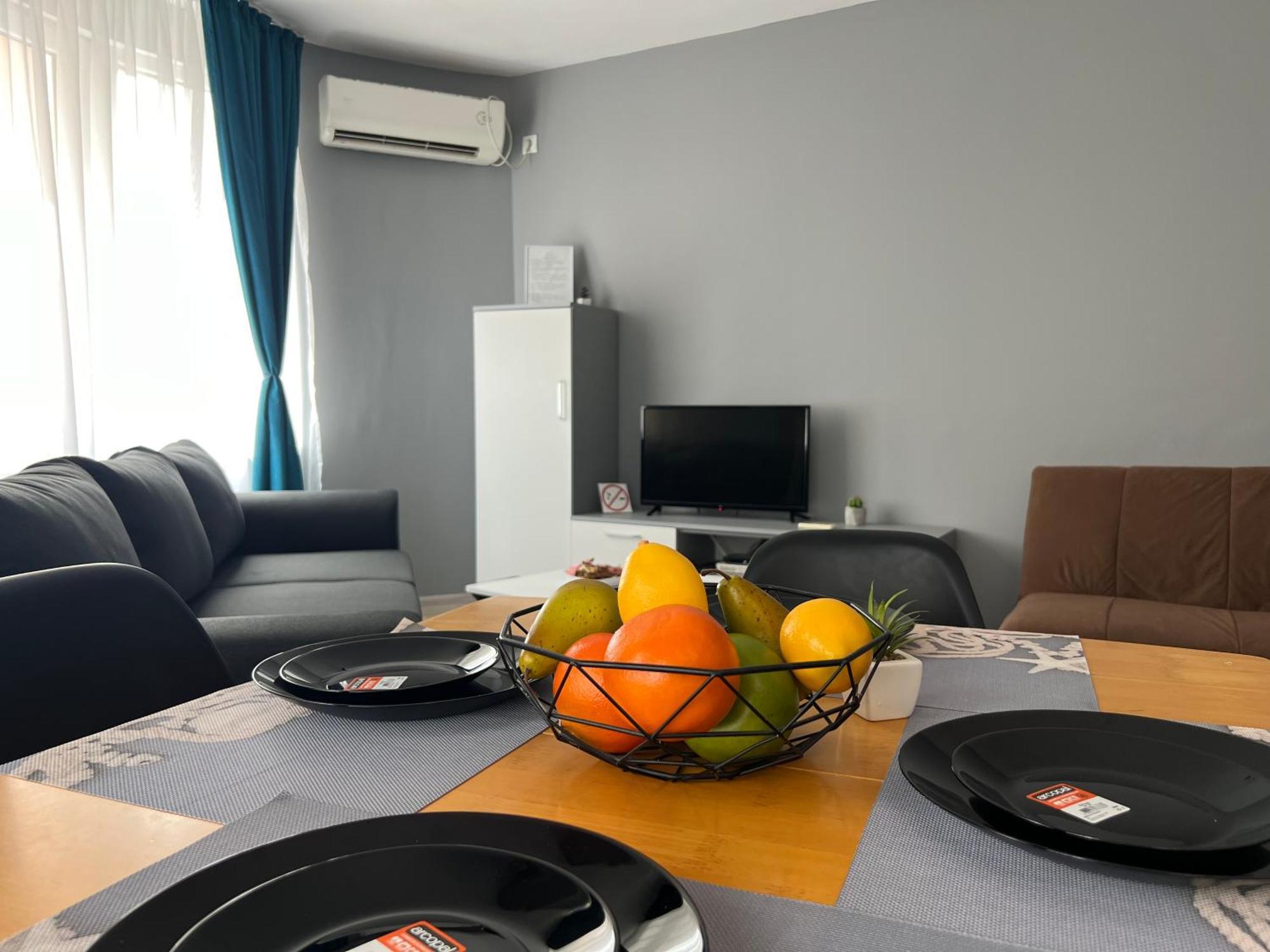Ferienwohnung Sea Garden Warna Exterior foto