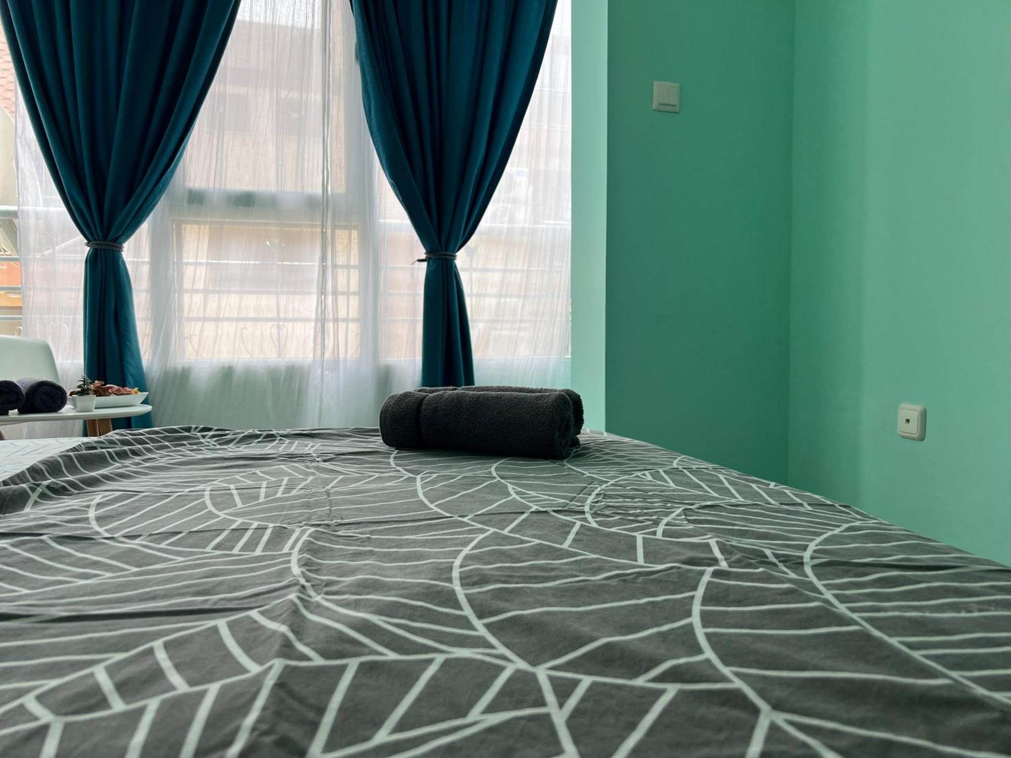 Ferienwohnung Sea Garden Warna Exterior foto